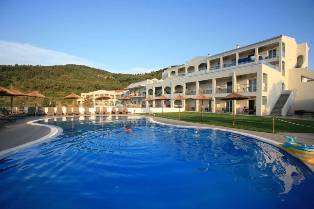 Saint George Palace 4*