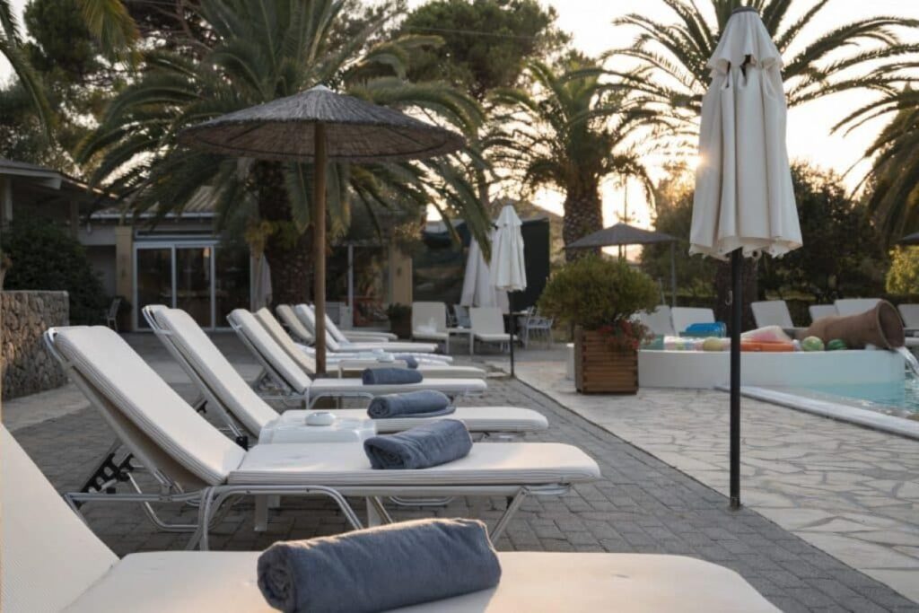 Art Hotel Debono Corfu 4*