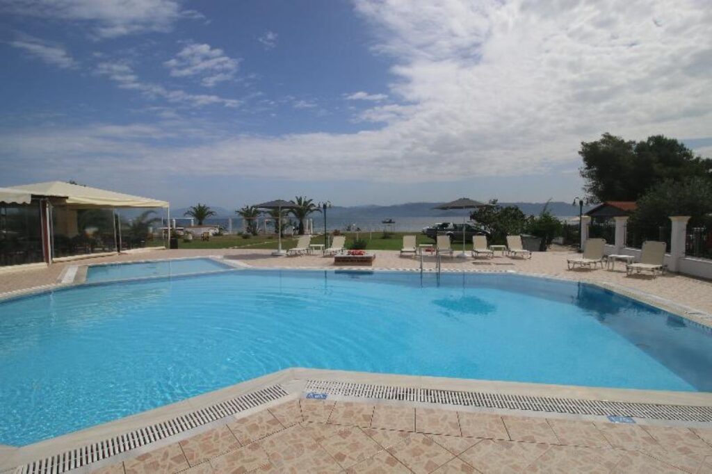 Utopia Kavos Hotel 2*