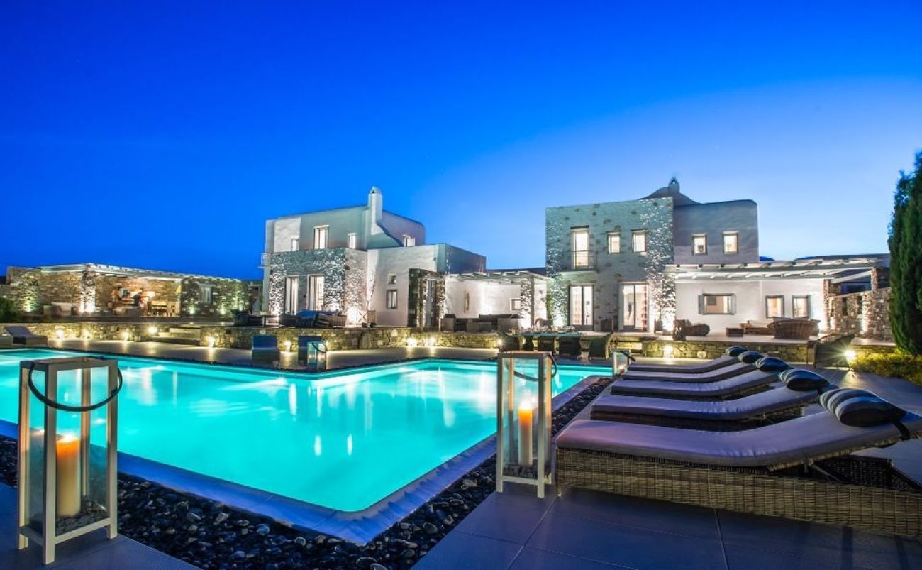 Aelia Paros Villas