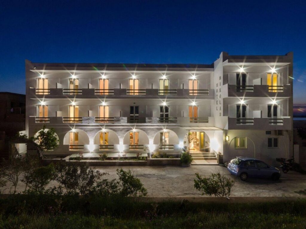 Nikolas Hotel 3*