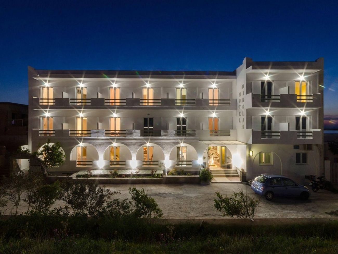 Nikolas Hotel 3*