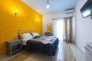 Villa Antonis 3*