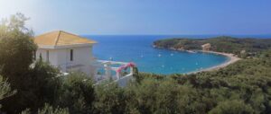 LIVINGHOME SUITES