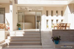 Grand TheoNi Hotel 4*