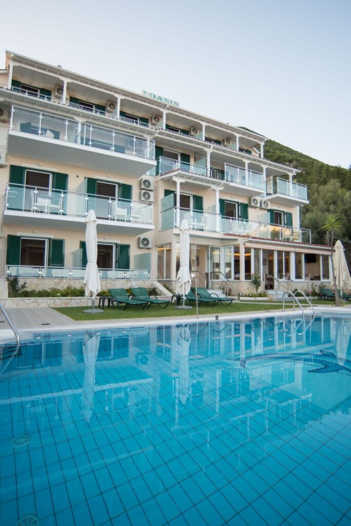Oasis Hotel 3*