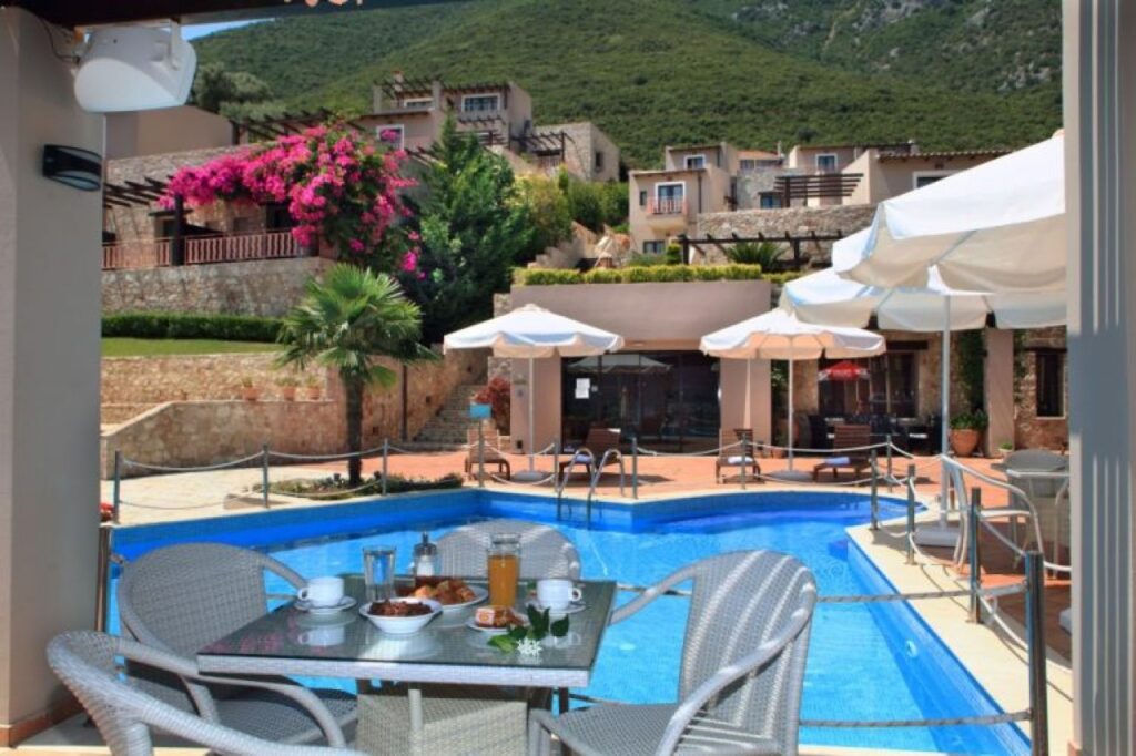 Tesoro Hotel 3*