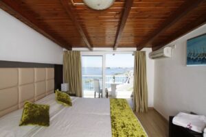 Nirikos Hotel 2*