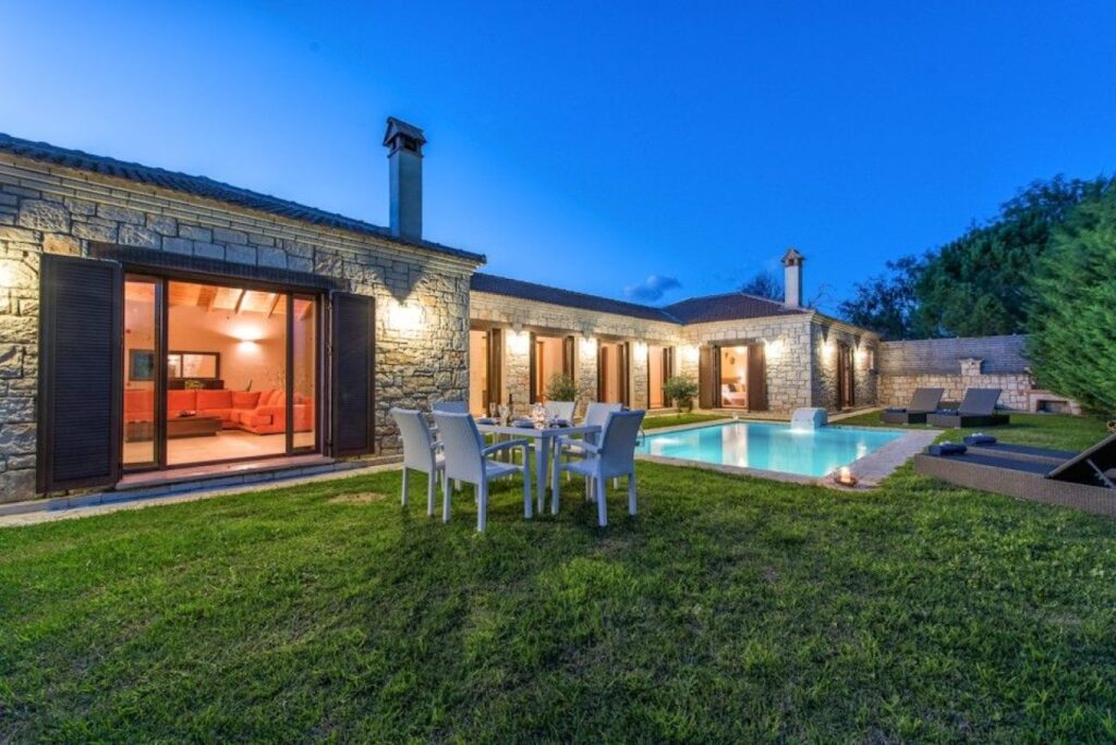 Astarte Villas 5*