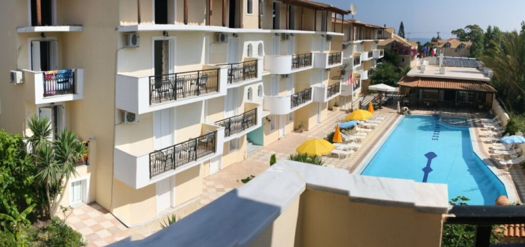 Iniochos Hotel ( EX APOLLO ) 2*