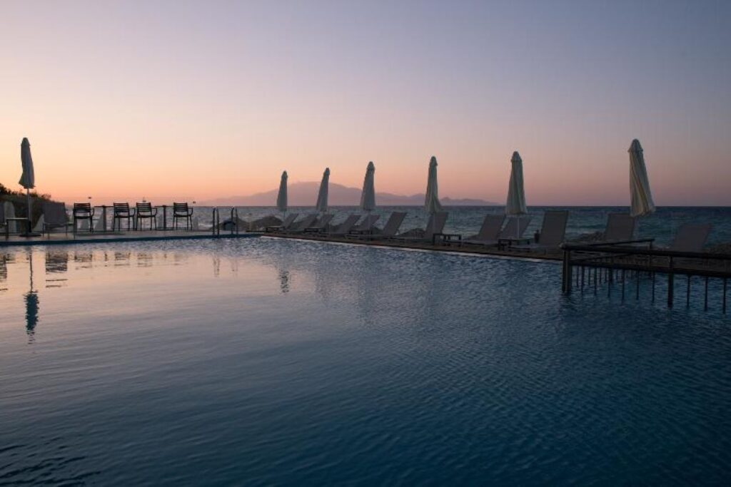 Golden Coast Resort 4*