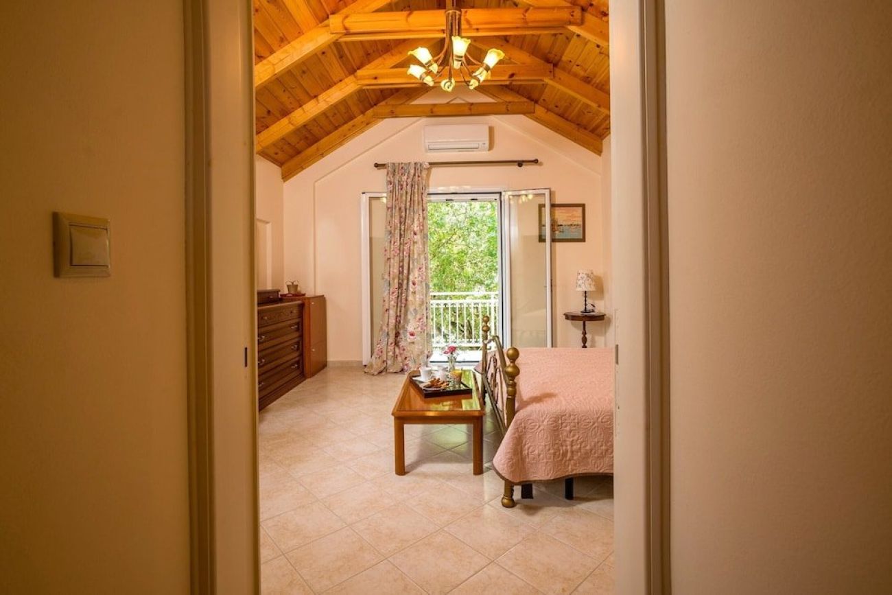 Villa Kardaris 3*
