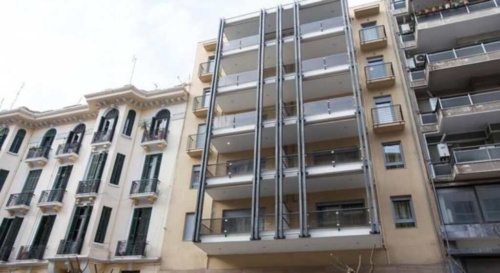 Polis Apartments