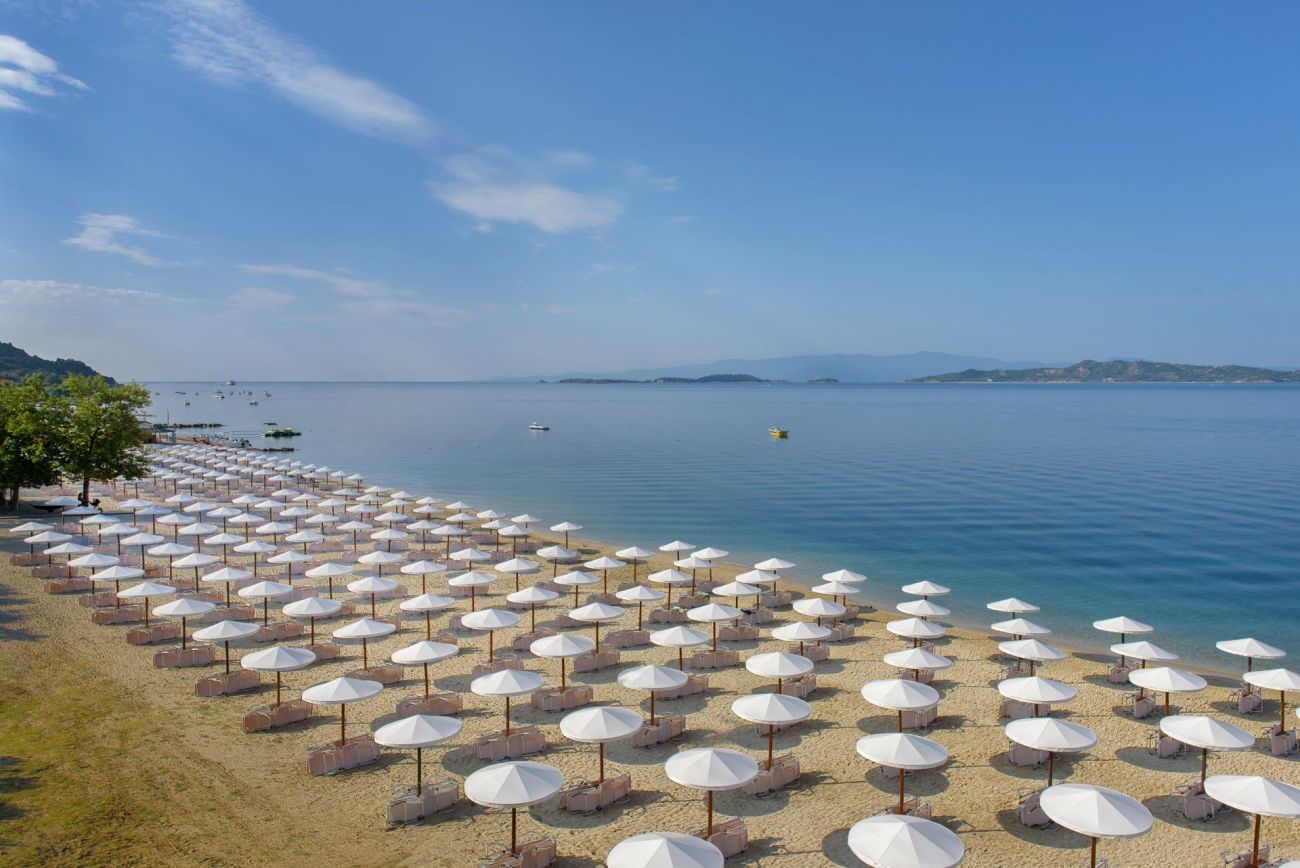 Akrathos Beach Hotel 4*