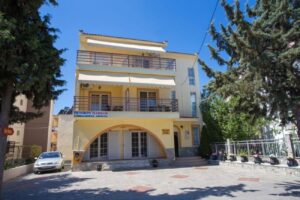 Markos Studios 3*