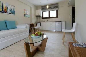 Hatzoudis Luxury Suites 4*