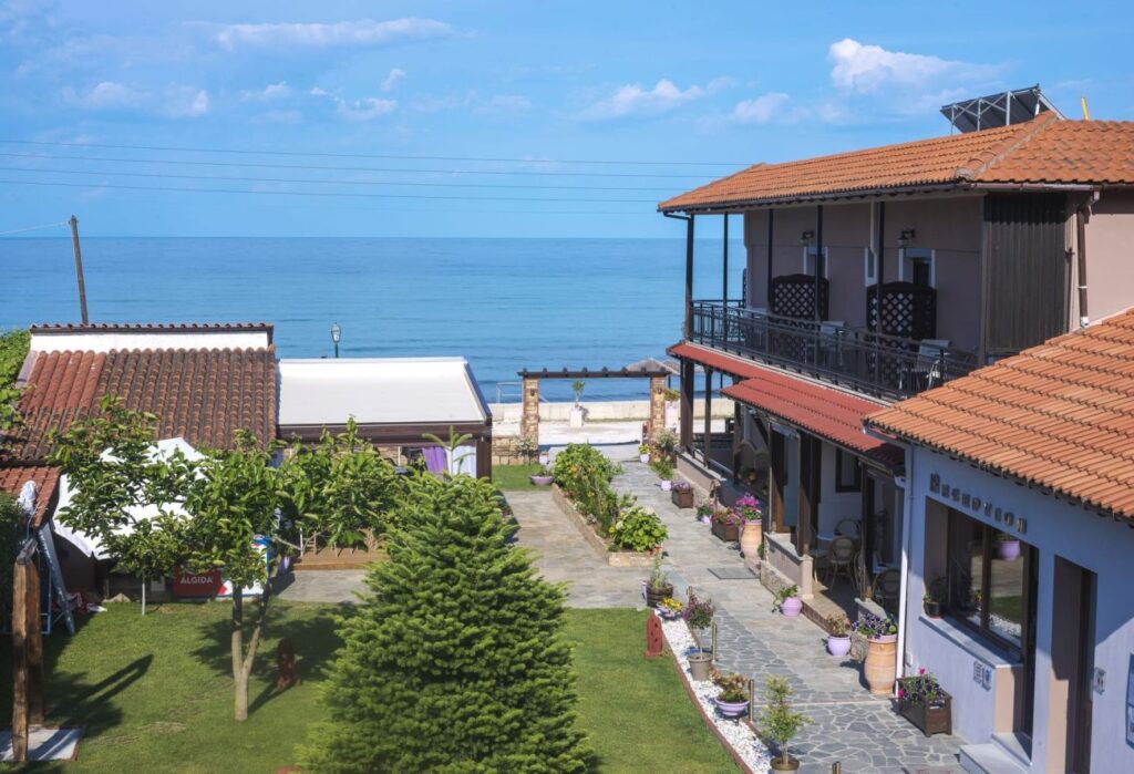 Kamelia & Semeli Hotel 2*