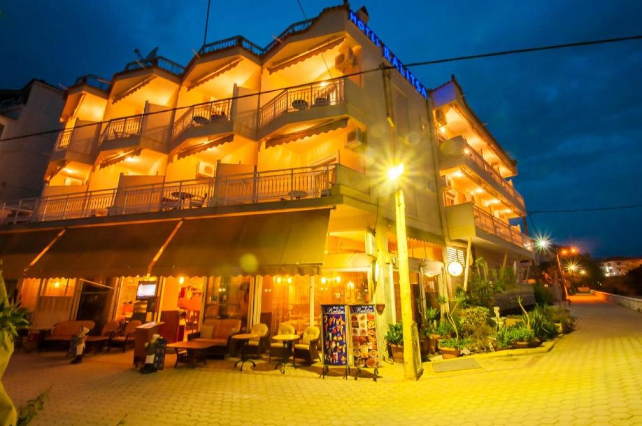 Ralitsa Hotel 2*