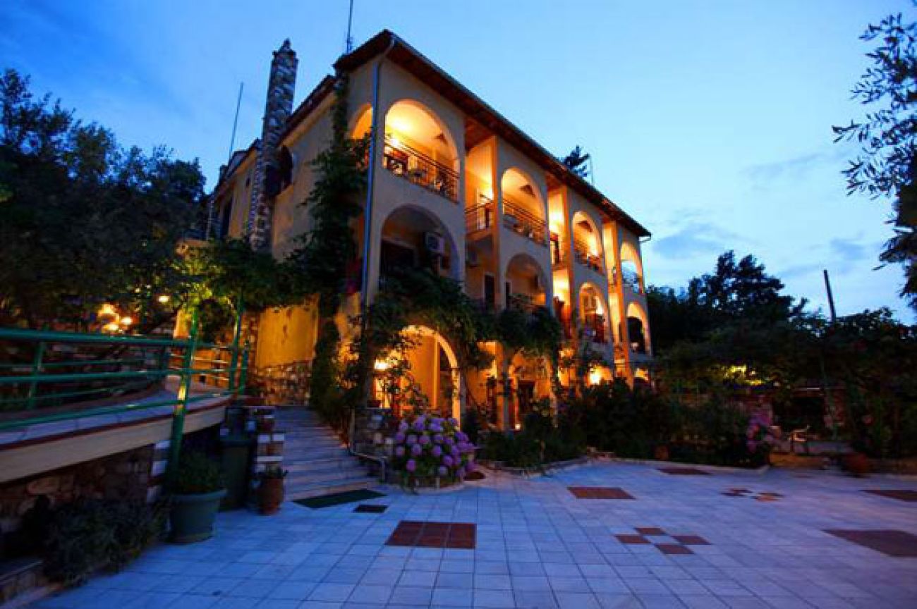 Castle Pontos Hotel 2*