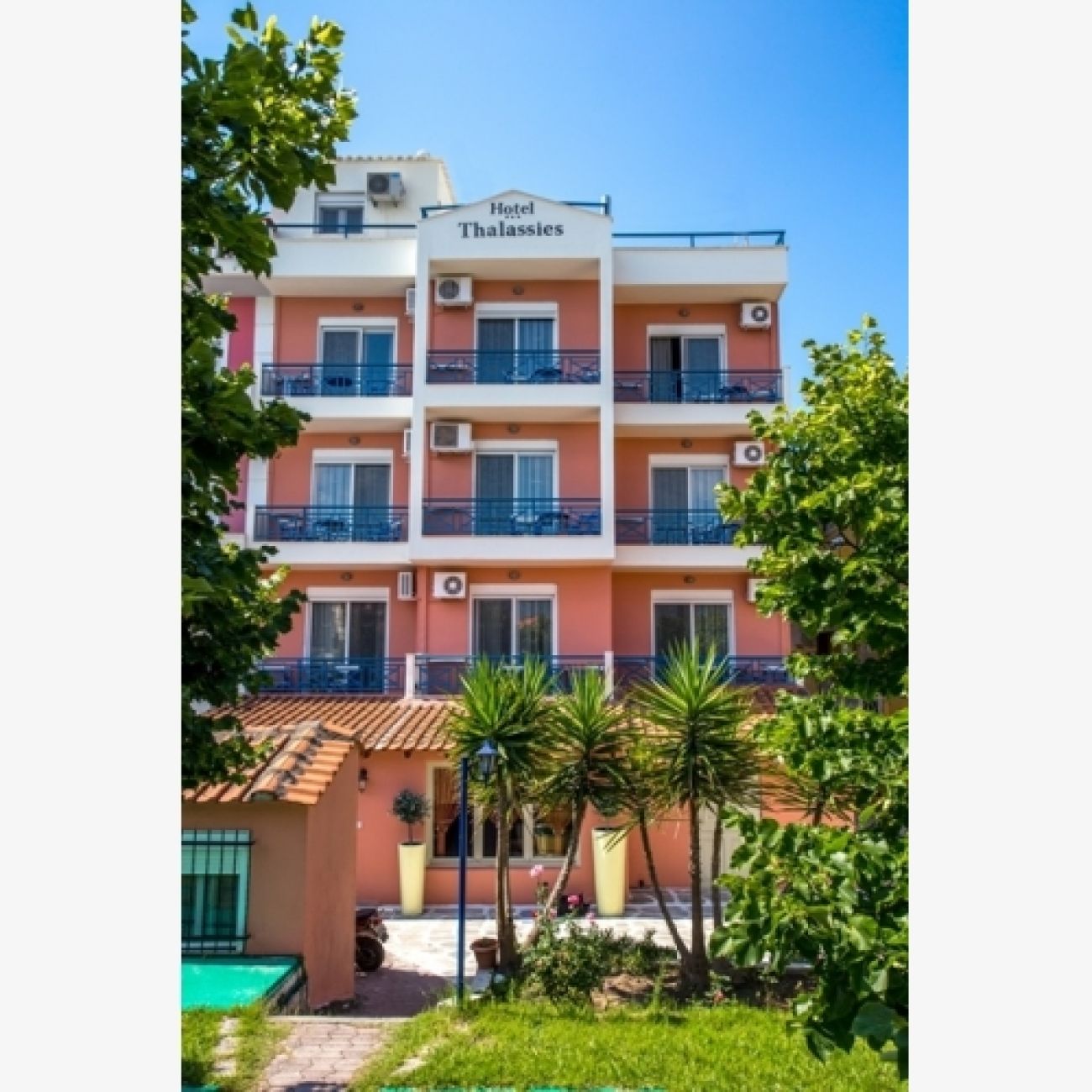 Thalassies Hotel 3*