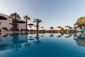Mythic Summer Hotel 4*