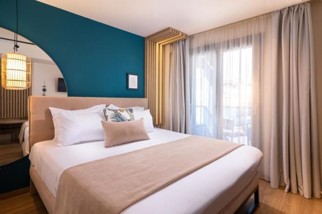 SKS Luxury Suites & Rooms 2*