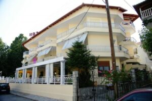 Eden Hotel 2*