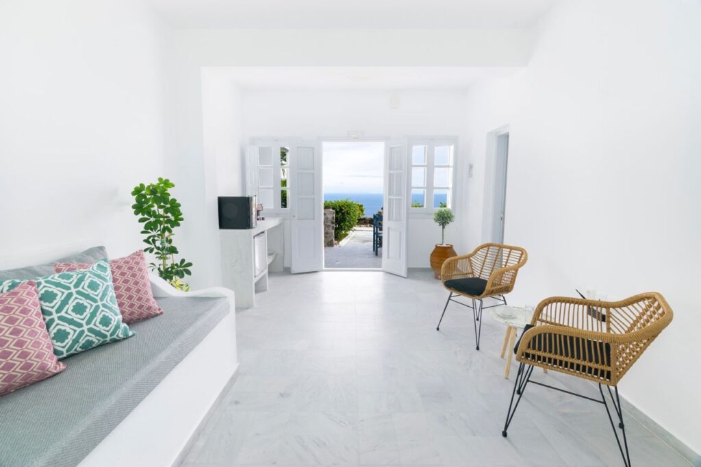 Phaos Santorini Suites 5*