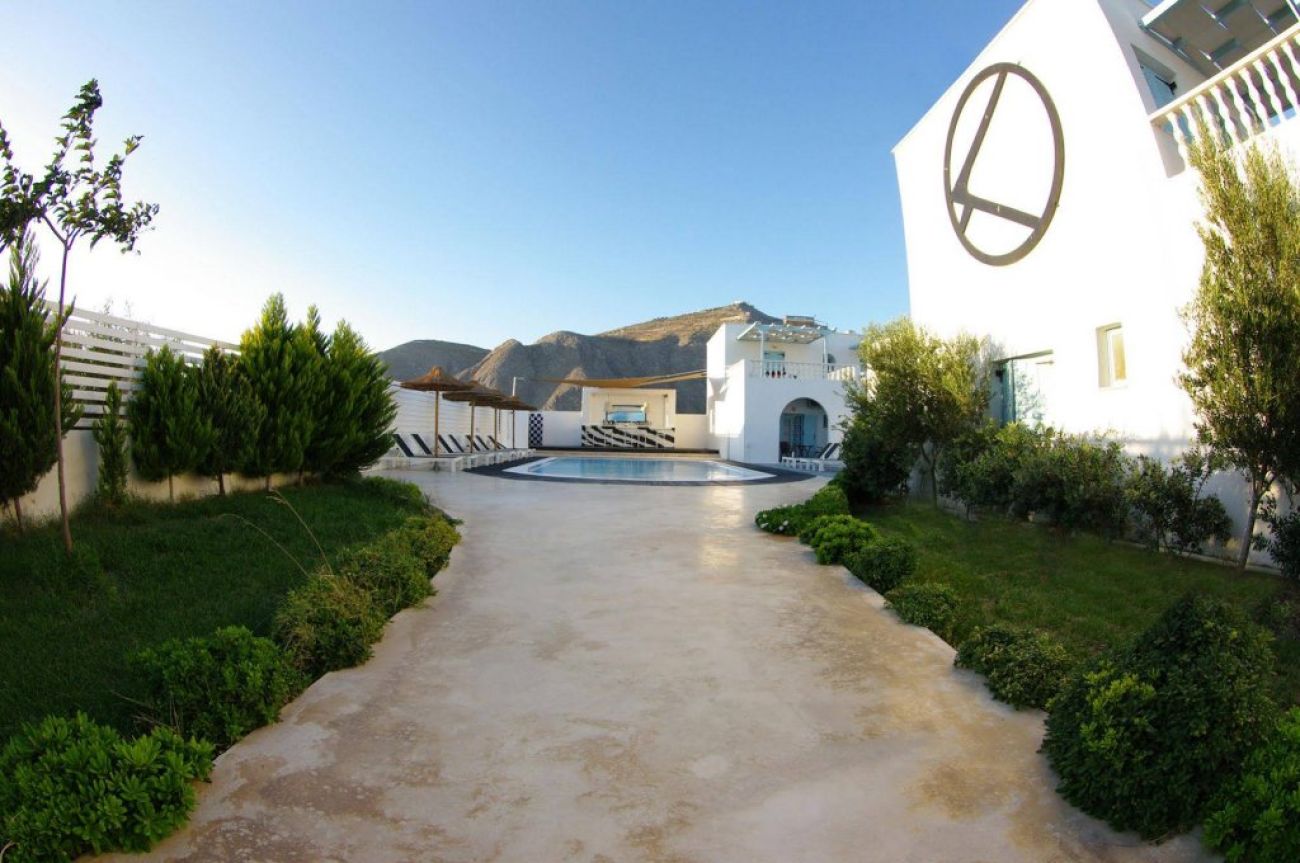 Villa Markezinis 3*