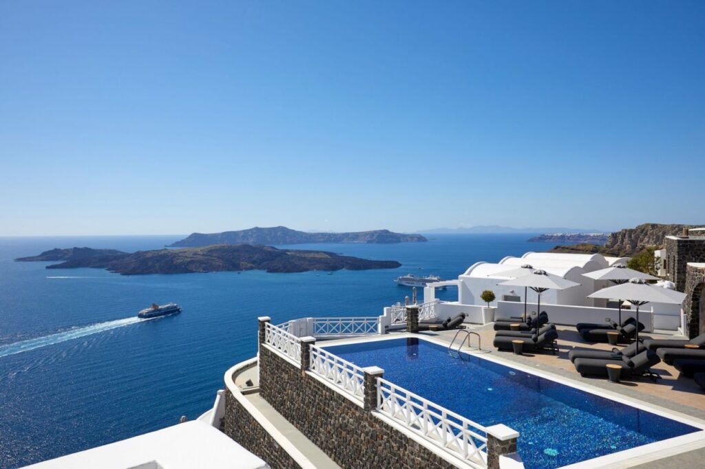 Petit Palace Suites 5*