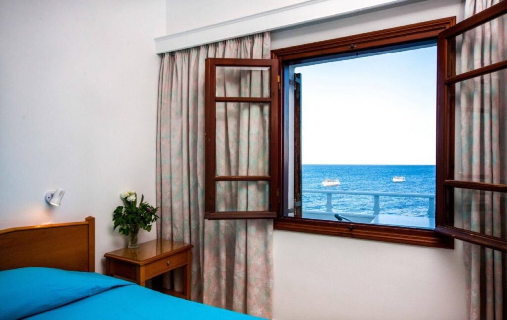 Irini’S Rooms Fteouras 2*
