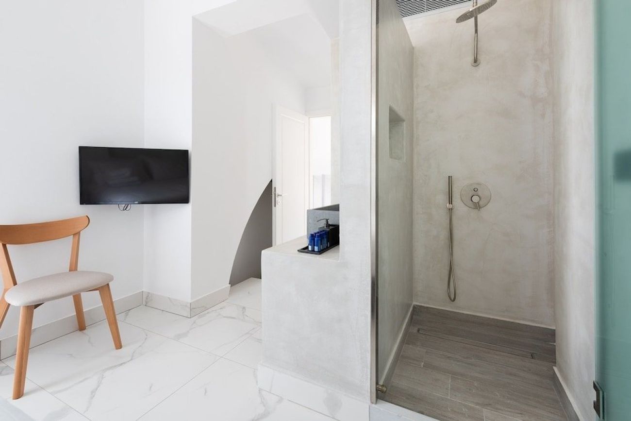 Karat Suites 3*