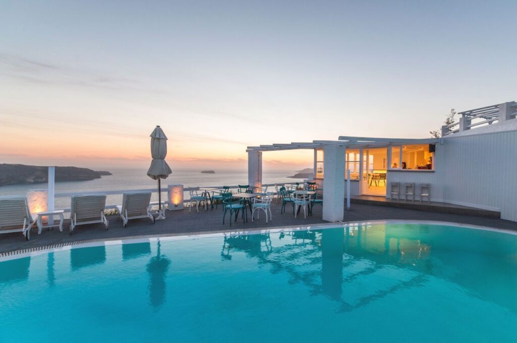 Artemis Suites Santorini 3*