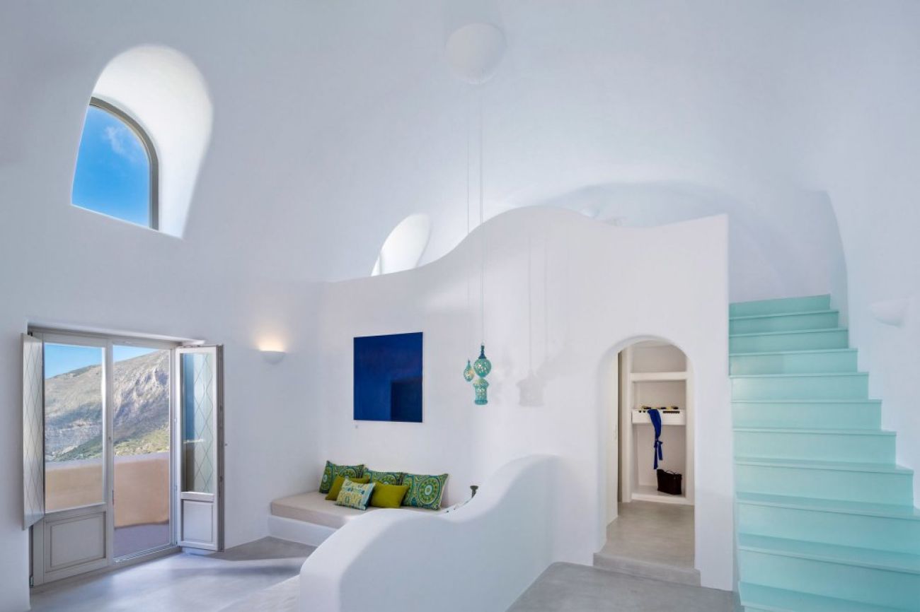 Skyfall Suites 5*
