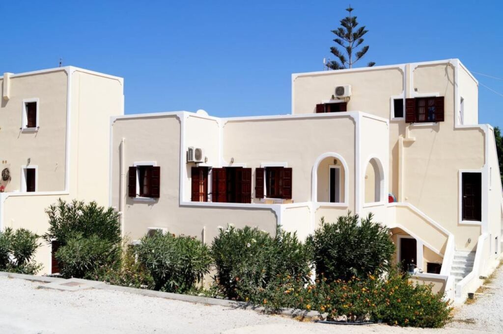 Villa Angira 2*