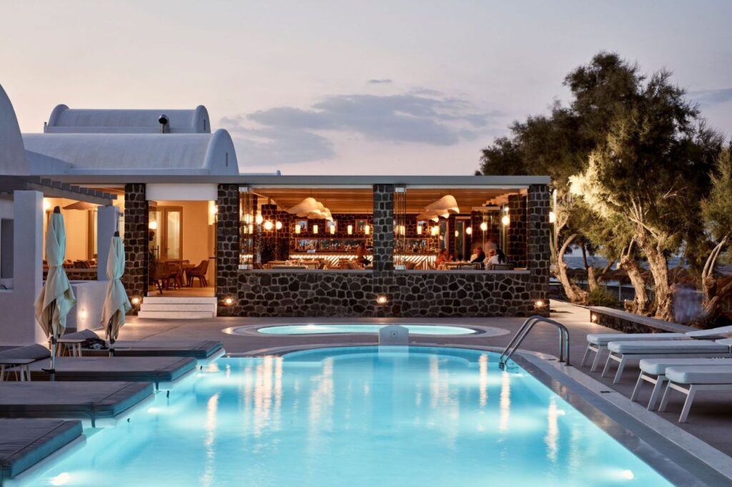 Costa Grand Resort & Spa Santorini 5*