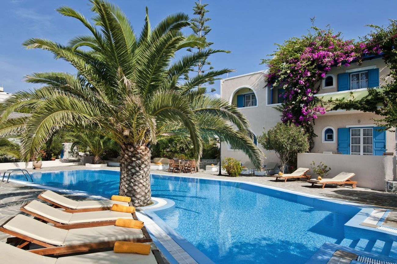 Paradise Resort Santorini 3*