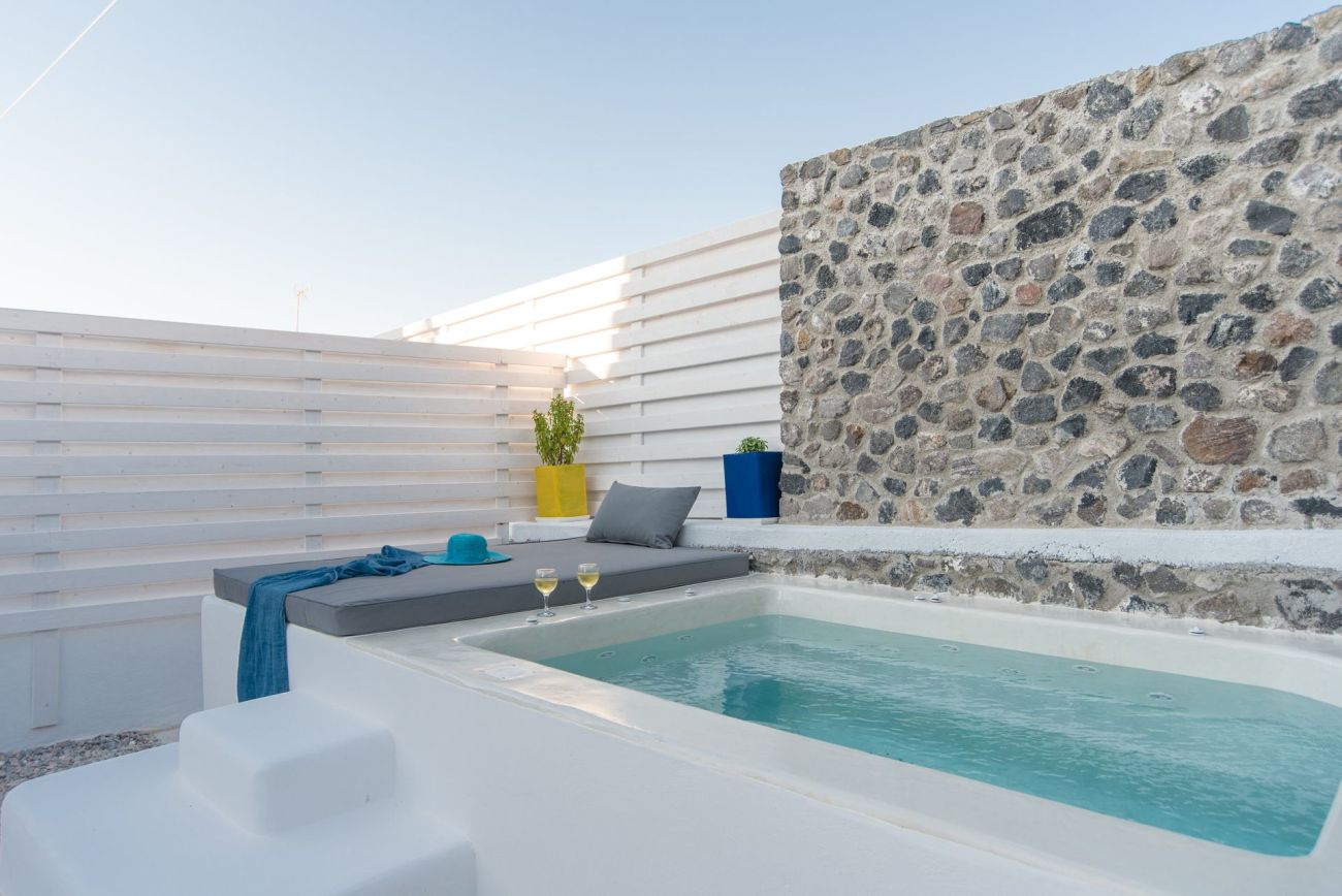 Lagadi Suites