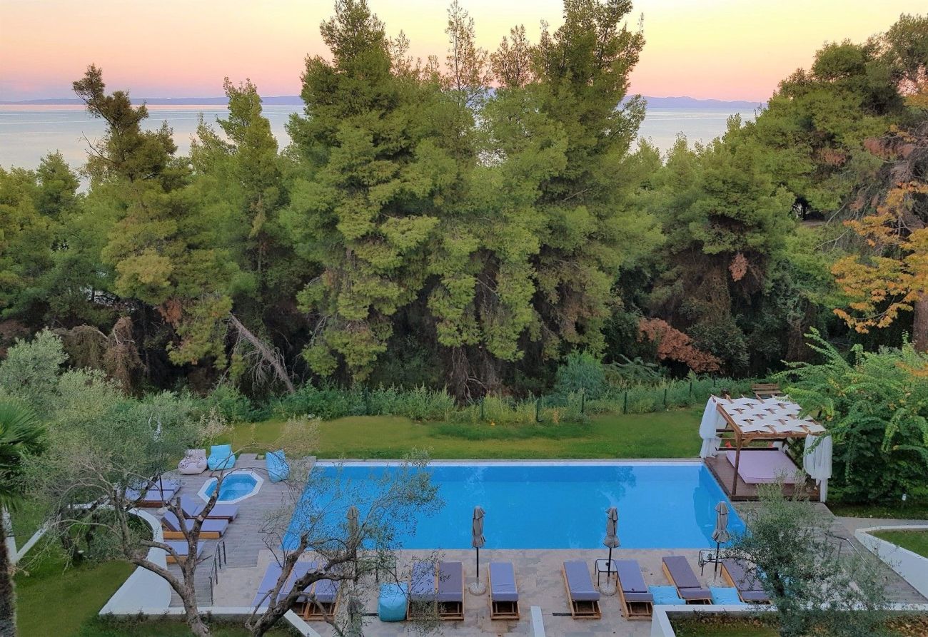 Avatel Eco Lodge Halkidiki 4*