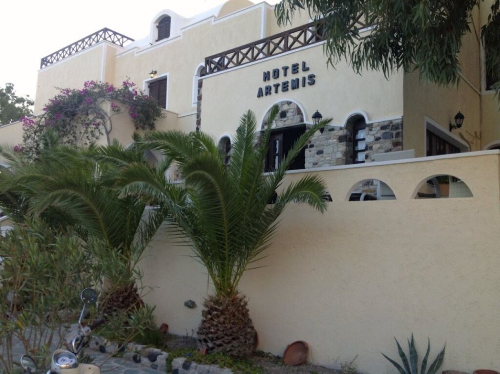 Artemis Perissa 3*
