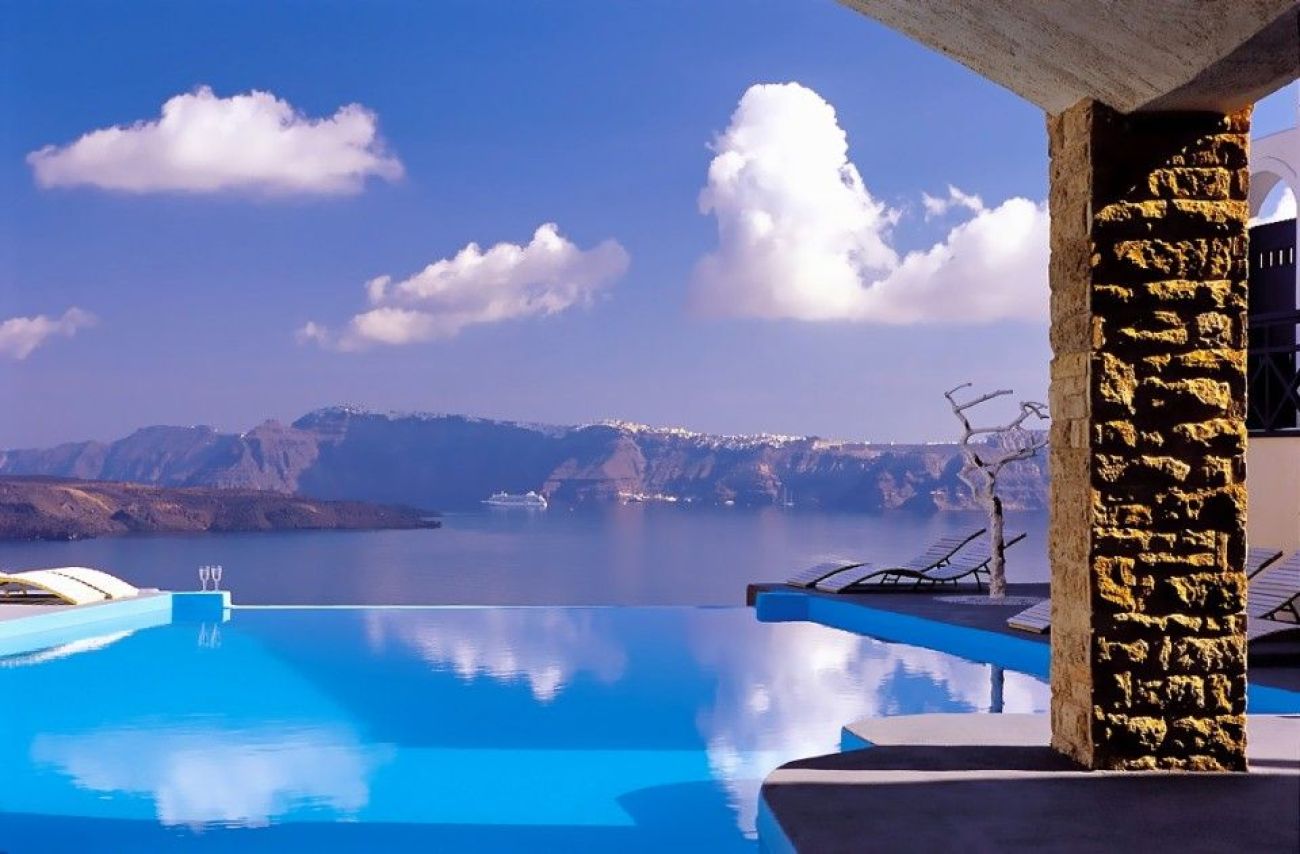 Astarte Suites Santorini 5*