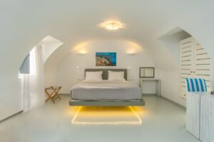 Central Fira Suites