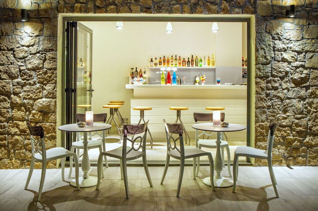 Core Hotel 4*