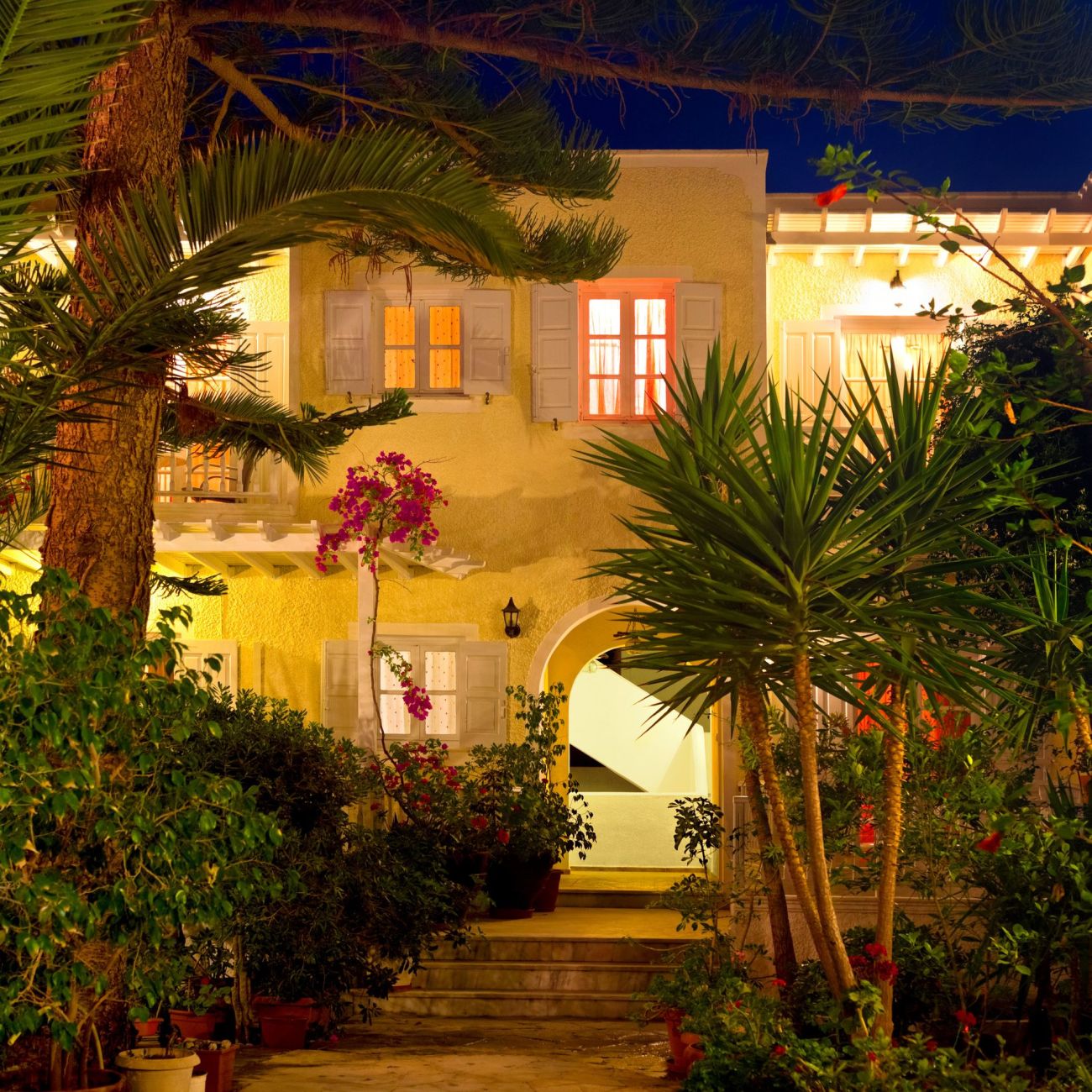 Dolphins Apartments Santorini 3*