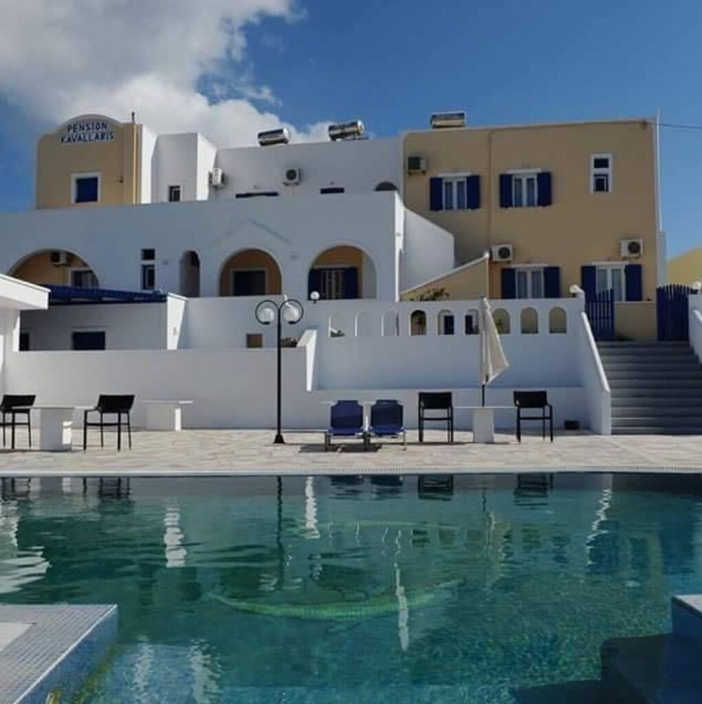 Villa Kavallaris & Apartments Santorini 3*