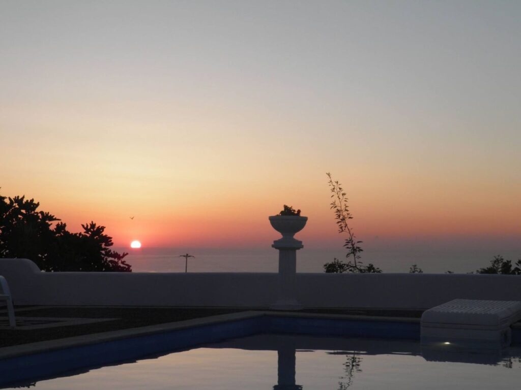 Santorini Traditional Suites