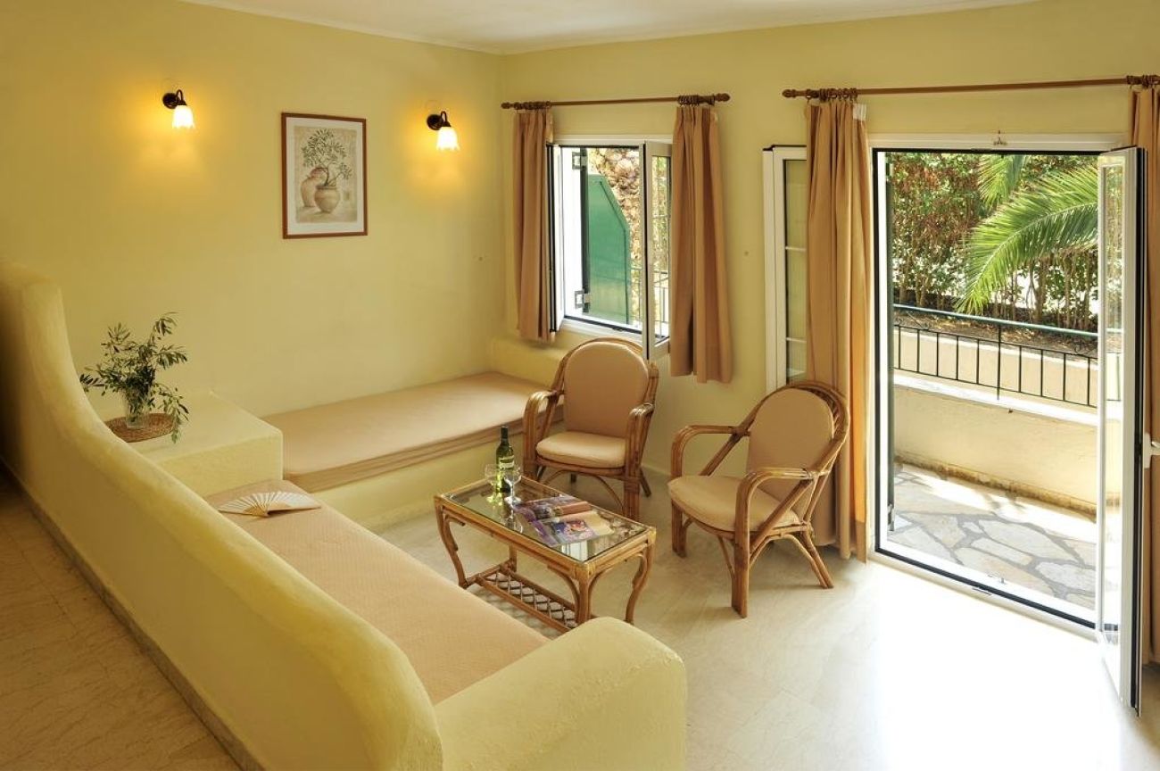 Balaris Apartments