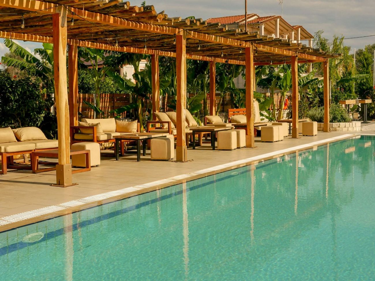 Ekati Mare Boutique Resort 4*