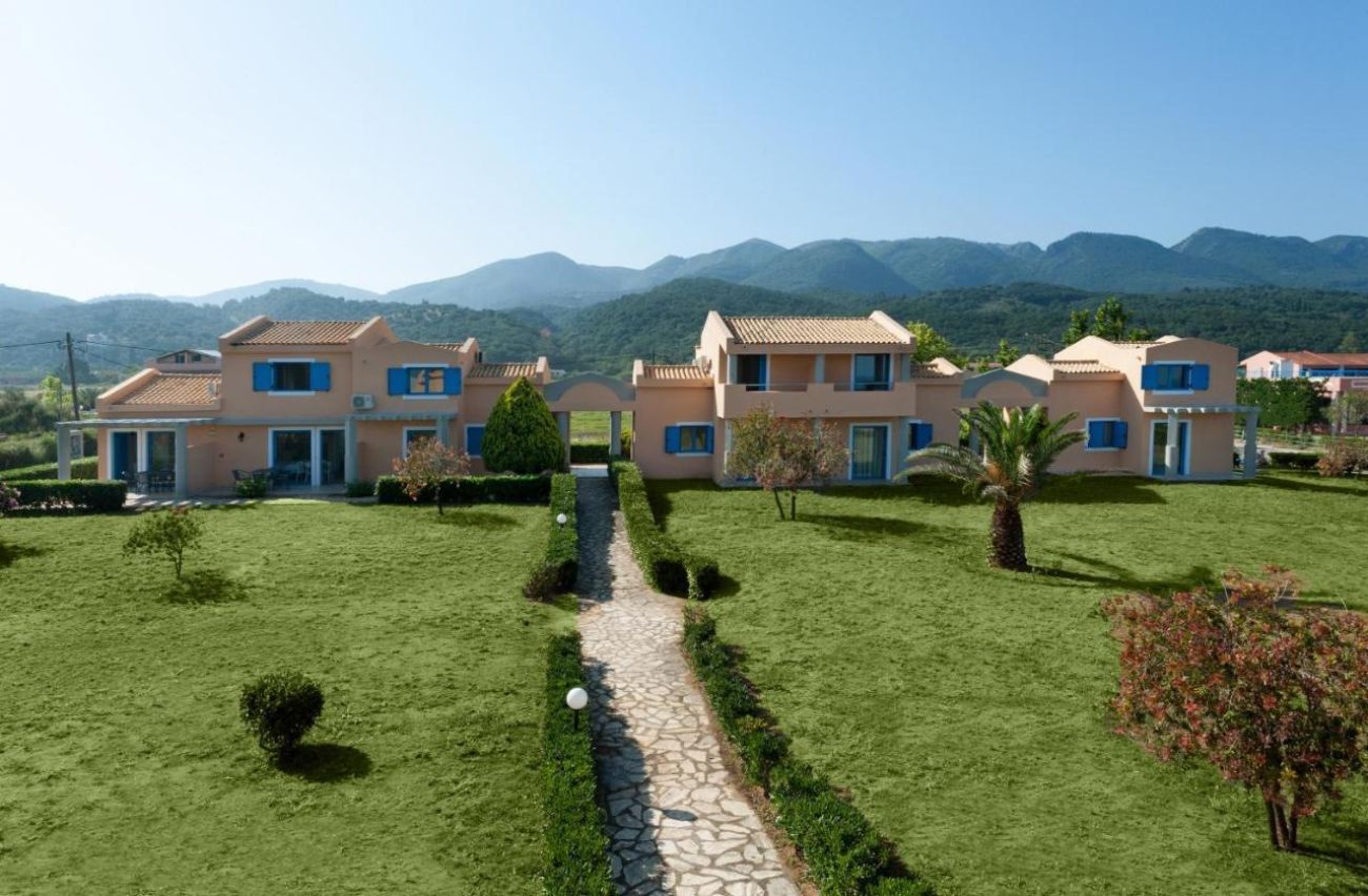 Ammoudia Maisonettes 3*
