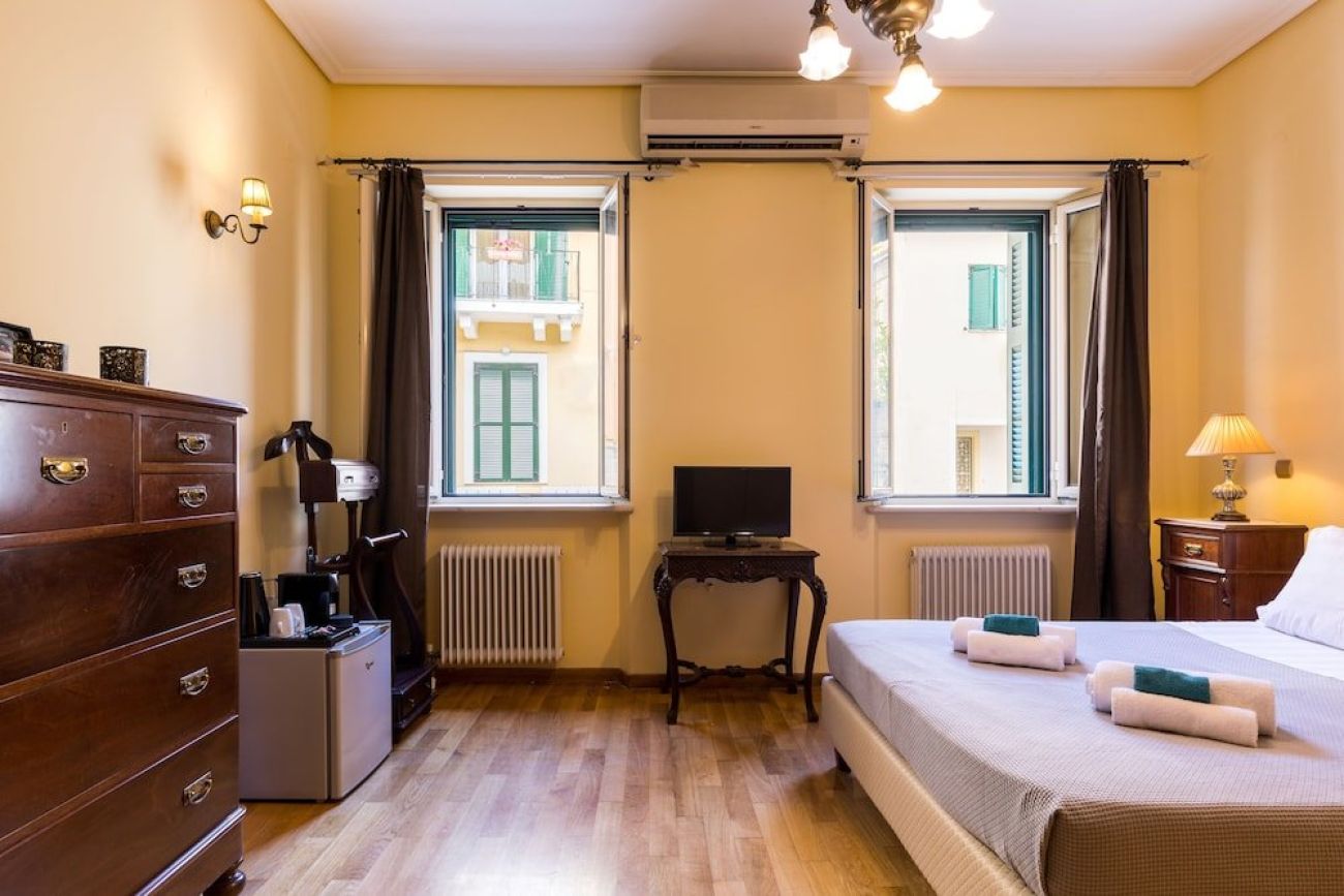 Moraitis Mansion 3*
